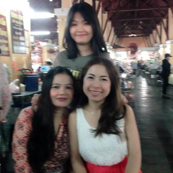 Meet your Posher, Huong - Picture 1 of 1